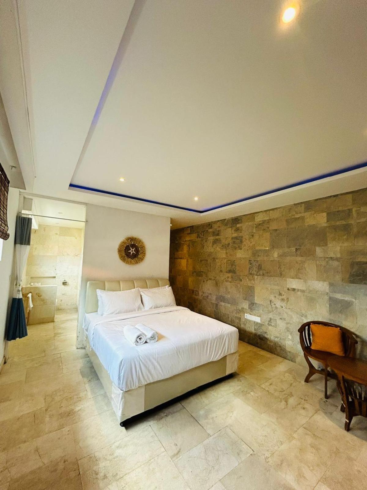 Puri Ratu Jimbaran Hotel Екстериор снимка