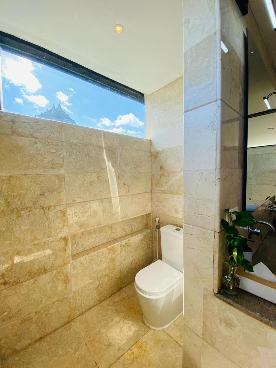 Puri Ratu Jimbaran Hotel Екстериор снимка
