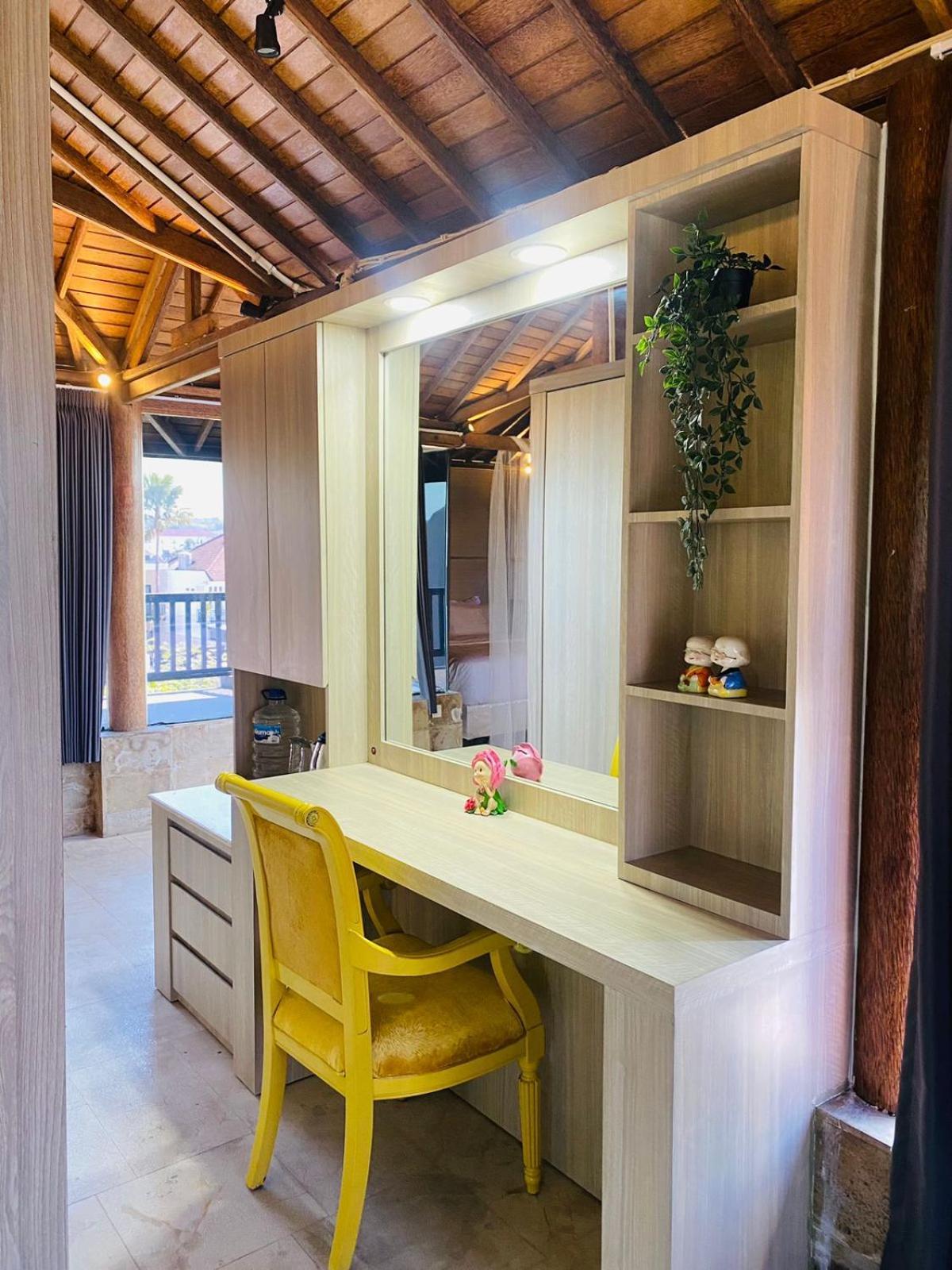 Puri Ratu Jimbaran Hotel Екстериор снимка