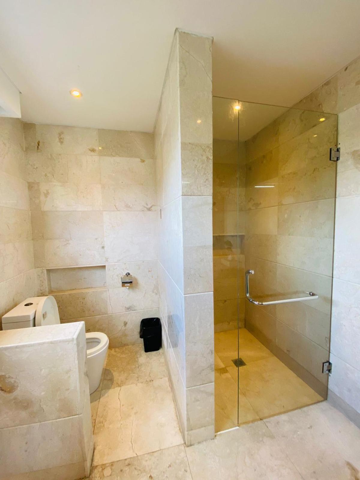 Puri Ratu Jimbaran Hotel Екстериор снимка